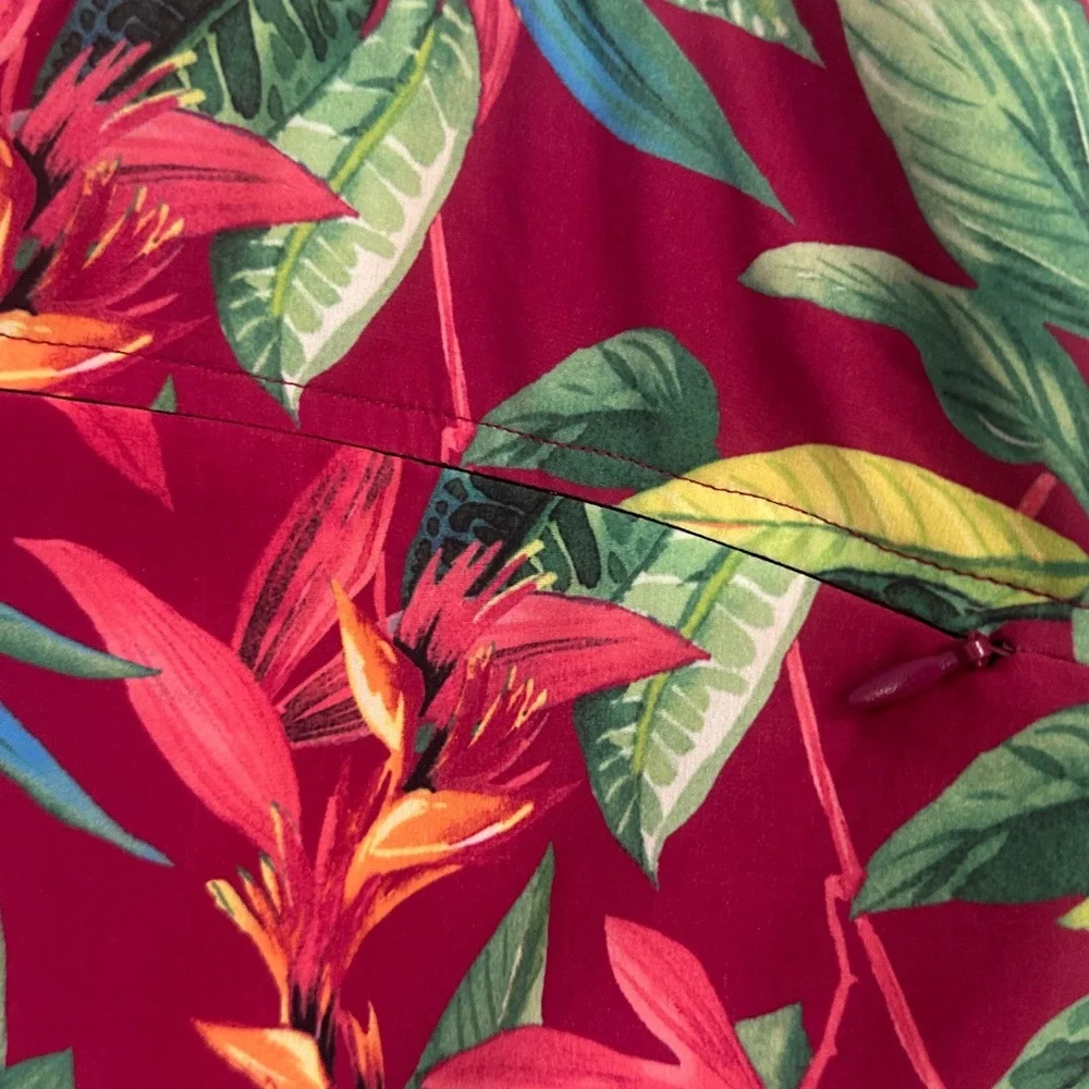 Chico's Red Tropical Skort - Picture 4 of 9